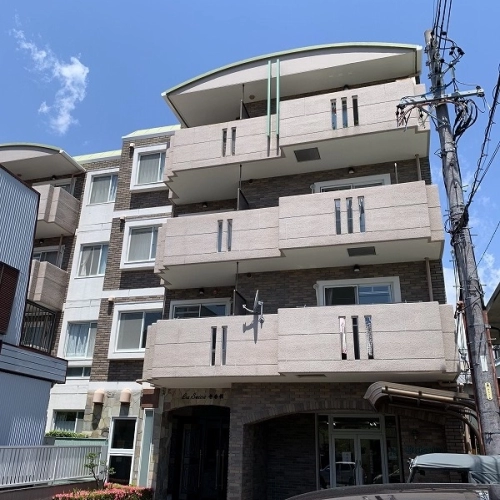 ラ・セーヌ壱番館のサムネイル