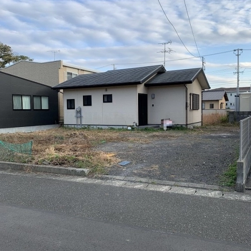 静岡市駿河区大谷　平屋中古住宅　のサムネイル